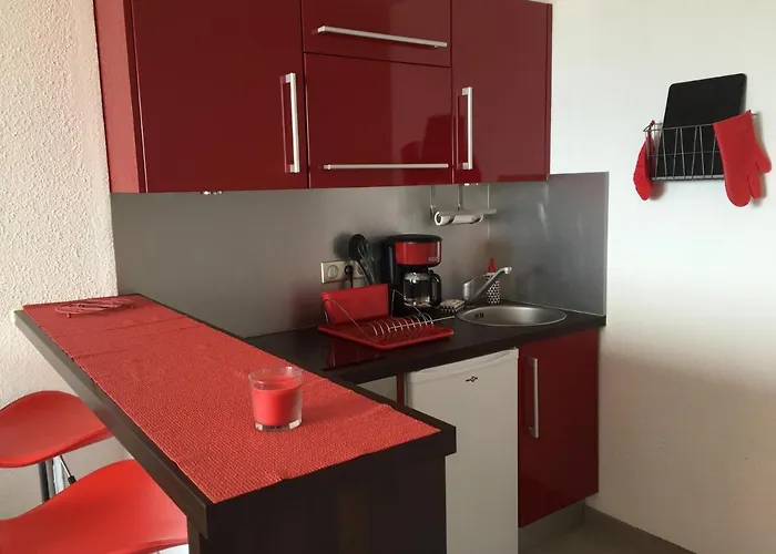Bel F1 30m² Face Parking Appartement